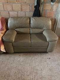 Divano due posti similpelle, Sara