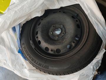 4 cerchi ferro R15 a 5 fori 