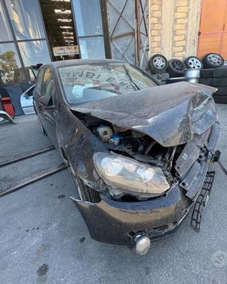 Ricambi Volkswagen Golf 6 1.6 TDI 105cv del 2009