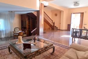 Appartamento su due piani in via Passo Gravina