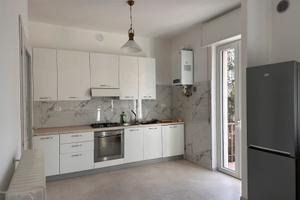 Appartamento con 3 camere 2 bagni Vicenza