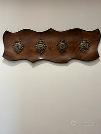 Appendiabiti da parete in legno e cuoio