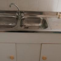 Lavandino in acciaio a due vaschette
