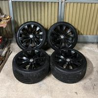Gomme e Cerchi volkswagen originali 18”