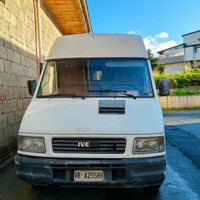 Furgone fiat Iveco Dayli