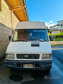 Furgone fiat Iveco Dayli