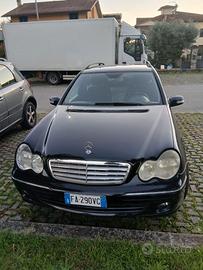 Mercedes 220
