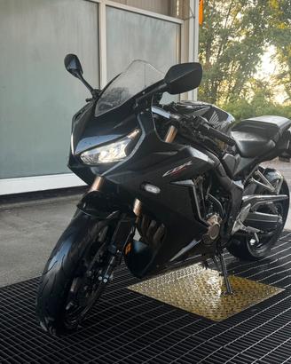 CBR 650r
