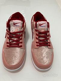 Nike SB Dunk Low StrangeLove