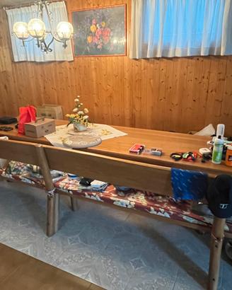 Tavolo grandi dimensioni