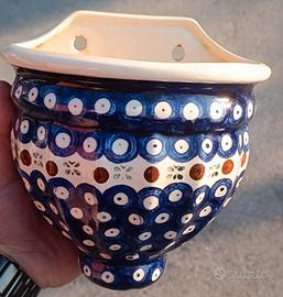 Fioriera da parete in ceramica