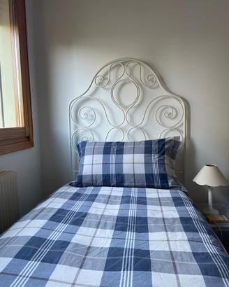 Letto singolo in ferro battuto