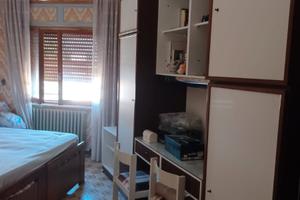 2 appartamenti case indipendenti+ garage-prov. AQ