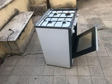Cucina a gas, Piano cottura a gas.