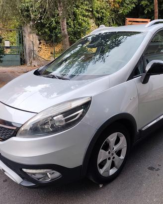 Renault Scénic XMod Cross 1.5 dCi 110CV Energy
