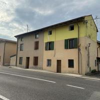 CASA ACCOSTATA BICAMERE GIA' RIMODERNATA