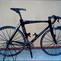 bici da corsa in carbonio 