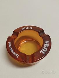 posa accendere pubblicitario birra beer skol