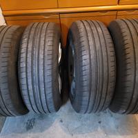 4 pneumatici Goodyear estivi 235/65R17  104W