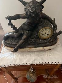 Orologio Antico F.Moreau "Amour Brûlant ses armes"