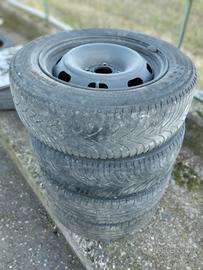 4 cerchi ferro Peugeot Citroen da 15