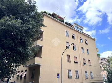 2 LOCALI A ROMA