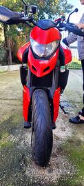 Ducati Hypermotard 950 danneggiata telaio integro