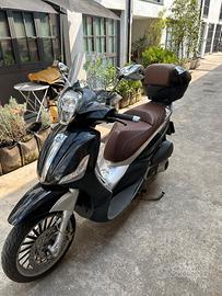 Piaggio Beverly 300 i.e. 2012