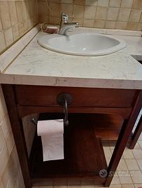 mobile completo ad angolo