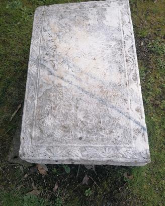 tavolo in pietra antico 