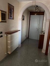 Appartamento arredato + box indipendente