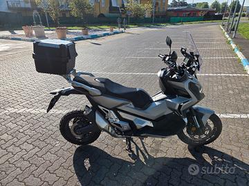 HONDA X-ADV 750