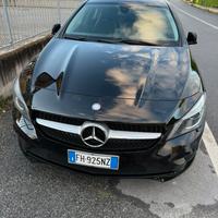Mercedes cla 200 ( Anche per neopatentati)