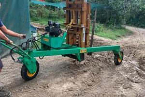 Muletto carica fieno a motore benzina