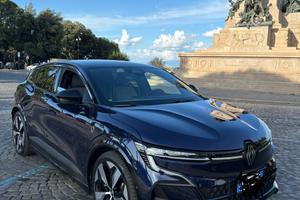 RENAULT MEGANE E-TECH 60 kw MY24 Techno 220 cv