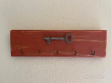 Porta chiavi da appendere rosso country