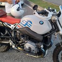 BMW R nineT