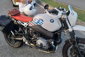 BMW R nineT