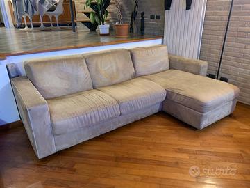 Divano letto con penisola