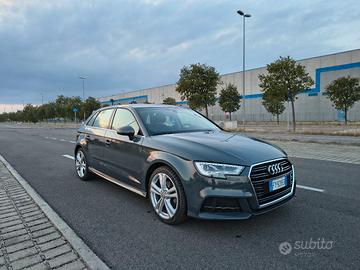 Audi A3 Sportback 30 g-tron S tronic Admired