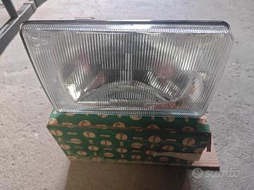 Faro Fiat 131