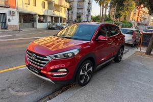 Hyundai Tucson 1.7 crdi xpossible full optional