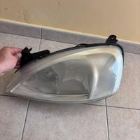 Faro anteriore sx Opel Corsa