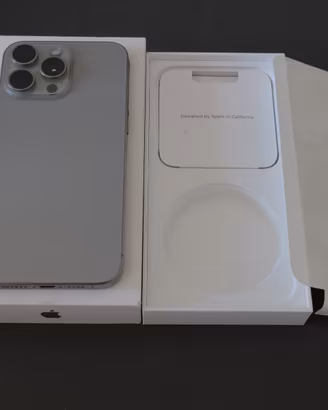Apple iPhone 15 Pro Max 256GB Titanio Naturale