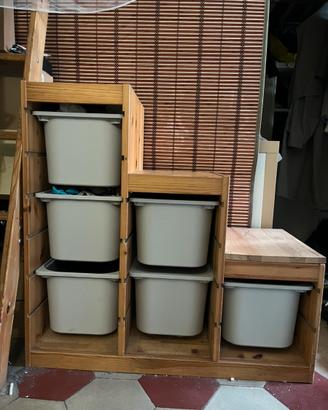 Scala contenitori Ikea