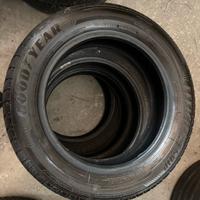 SET 4 GOODYEAR 155/65 R14 COME NUOVE