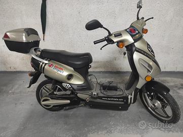 Bicicletta elettrica scooter zenith 46