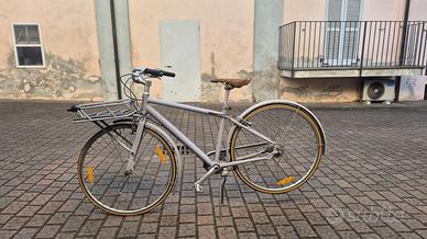 specialized globe live 2