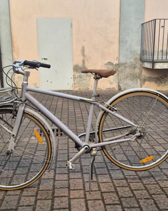 specialized globe live 2