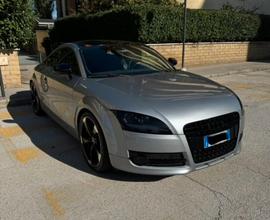 AUDI TT 2.0 tsfi 200cv impianto GPL